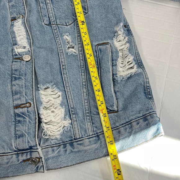 Topshop Moto Size 6 Oversized Very Distressed Light Wash Denim Jacket Blue - Picture 10 of 14